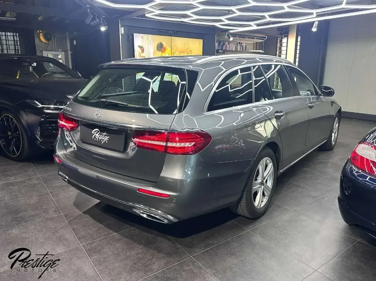 Usata Mercedes E220 Exclusive 194 CV (142 kW) 2017 Grigio Station wagon