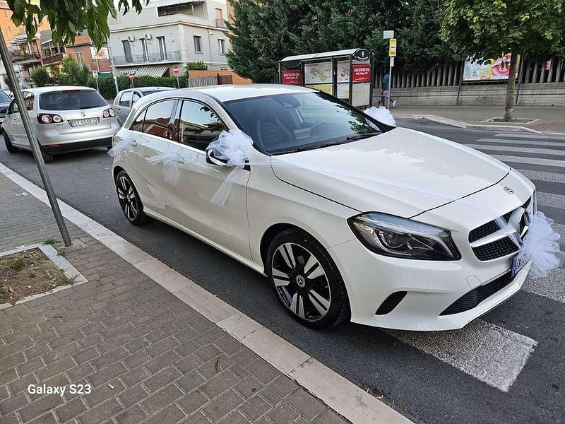 Usata Mercedes A180 109 CV (80 kW) 2017 Bianco Berlina