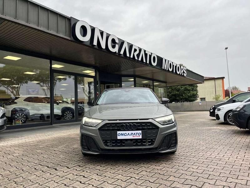 Usata Audi A1 S-Line 116 CV (85 kW) 2025 Grigio scuro SUV