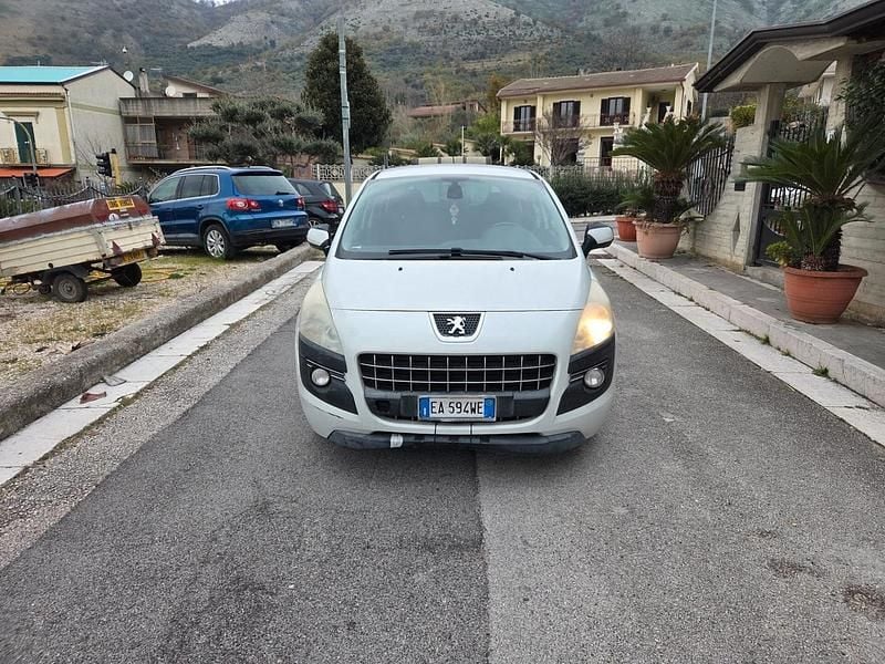 Usata Peugeot 3008 110 CV (80 kW) 2010 Bianco Station wagon