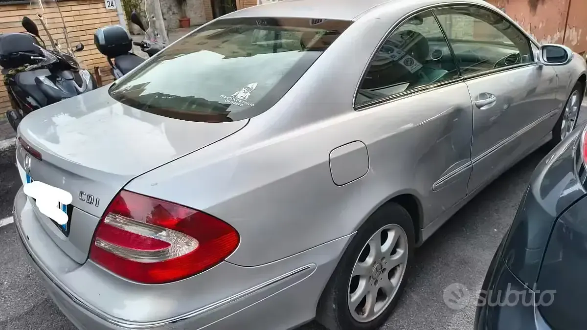 Usata Mercedes CLK270 170 CV (125 kW) 2004 Grigio Coupé