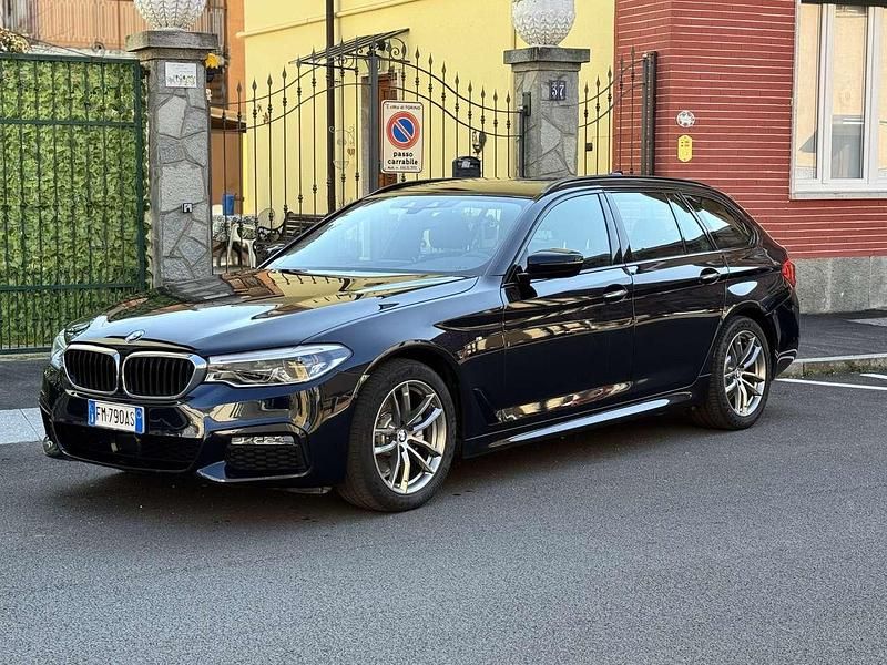 Usata BMW 520 M Sport 190 CV (139 kW) 2018 Blu/azzurro Station wagon