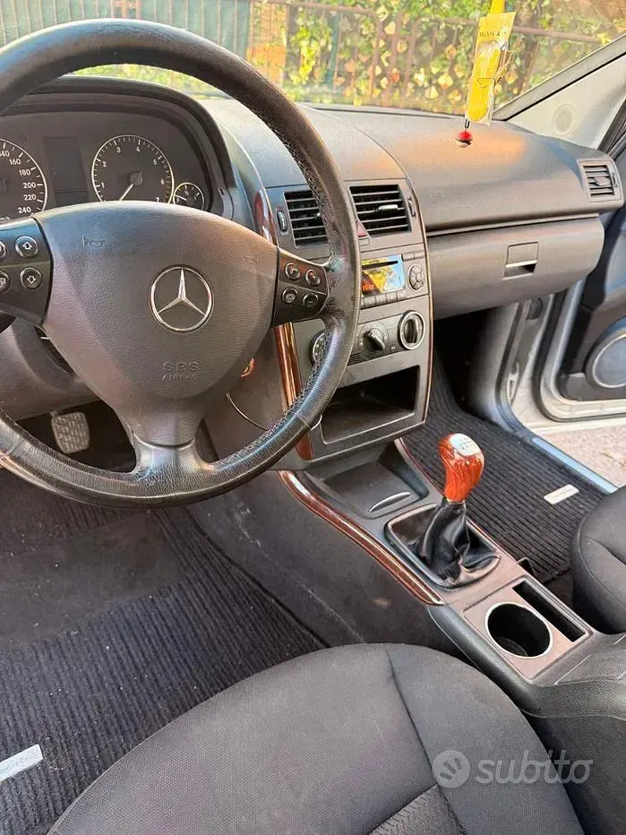 Usata Mercedes A150 95 CV (69 kW) 2007 Grigio Monovolume