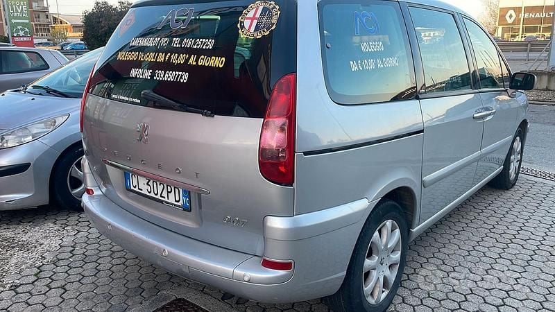 Usata Peugeot 807 2004 Monovolume