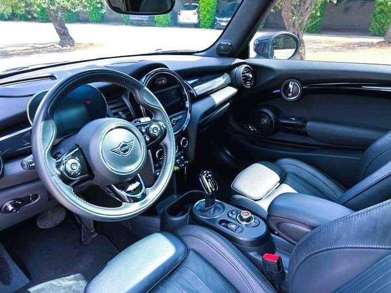 Usata Mini Cooper Coupé 75 kW (102 CV) 2020 Nero Coupé