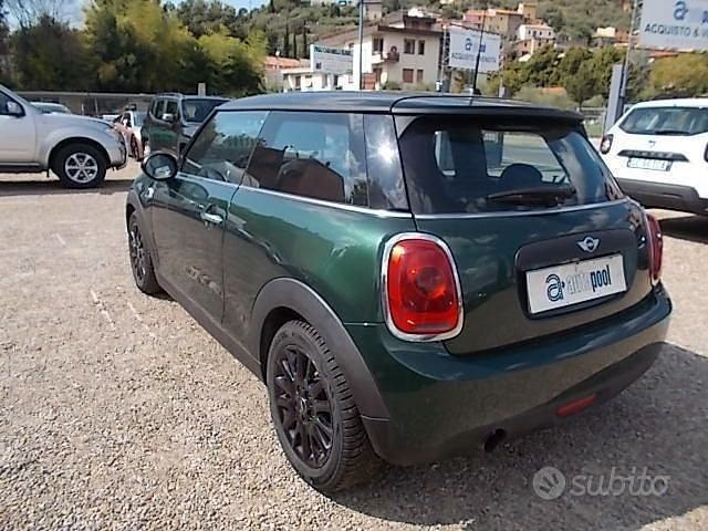 Usata Mini ONE 2017 Verde Utilitaria