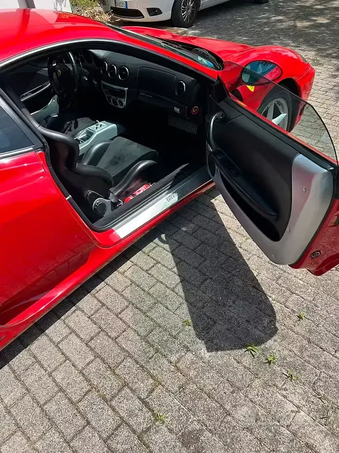 Usata Ferrari 360 400 CV (294 kW) 2001 Rosso Coupé