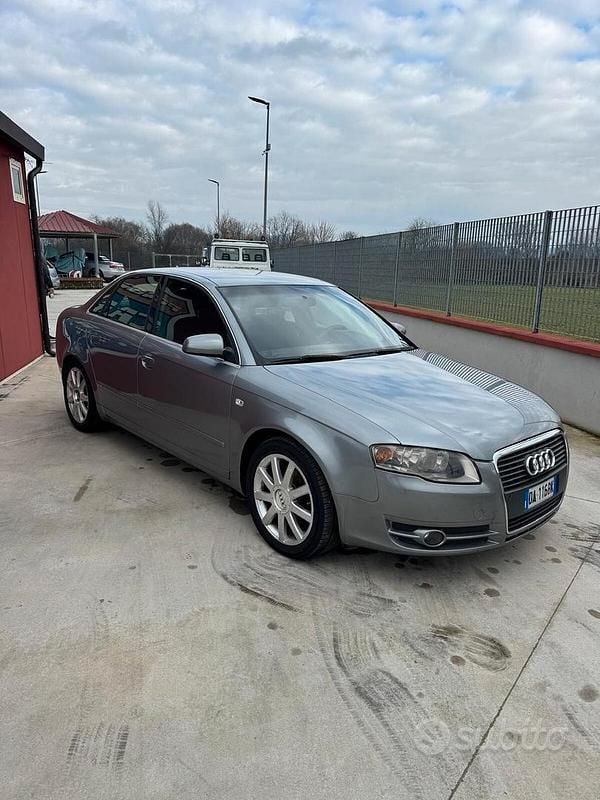 Usata Audi A4 140 CV (102 kW) 2006 Grigio Berlina