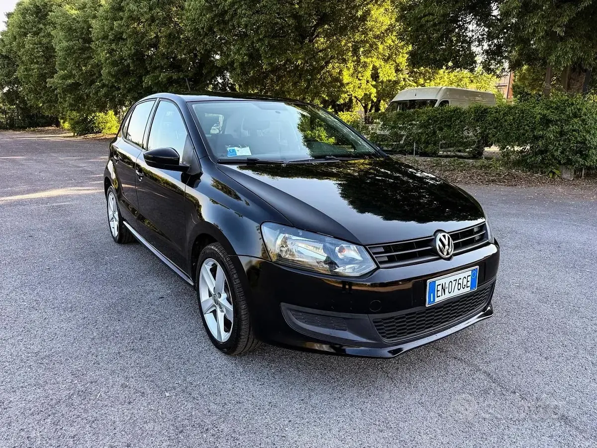 Usata VW Polo 75 CV (55 kW) 2012 Nero Utilitaria