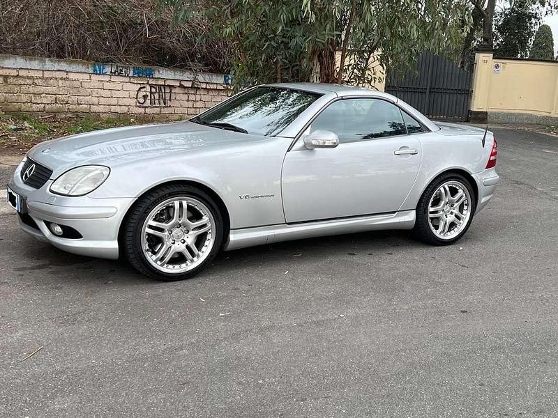 Usata Mercedes SLK32 AMG AMG 354 CV (260 kW) 2002 Argento Cabrio