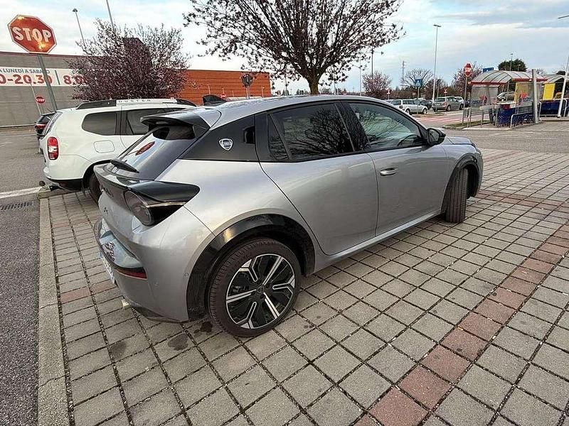 Usata Lancia Ypsilon 101 CV (74 kW) 2025 Grigio Utilitaria