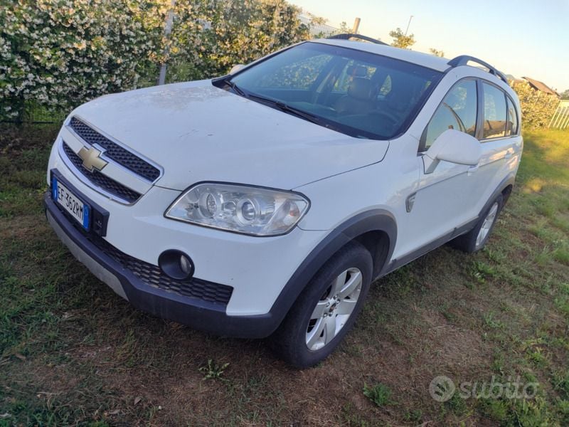 Usata Chevrolet Captiva 150 CV (110 kW) 2010 Bianco SUV
