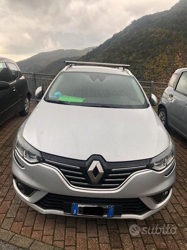 Grigio Usata 2017 Renault Mégane GrandTour Station wagon | 7500 € (Ottimo prezzo) - Immagine 1/3