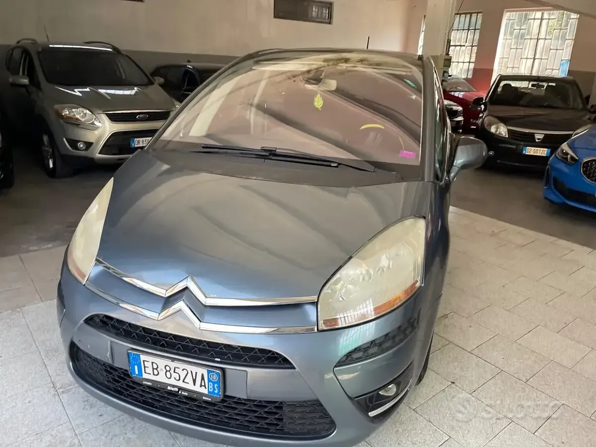 Usado Citroën C4 Picasso Business Class 109 CV (80 kW) 2010 Gris Monovolumen