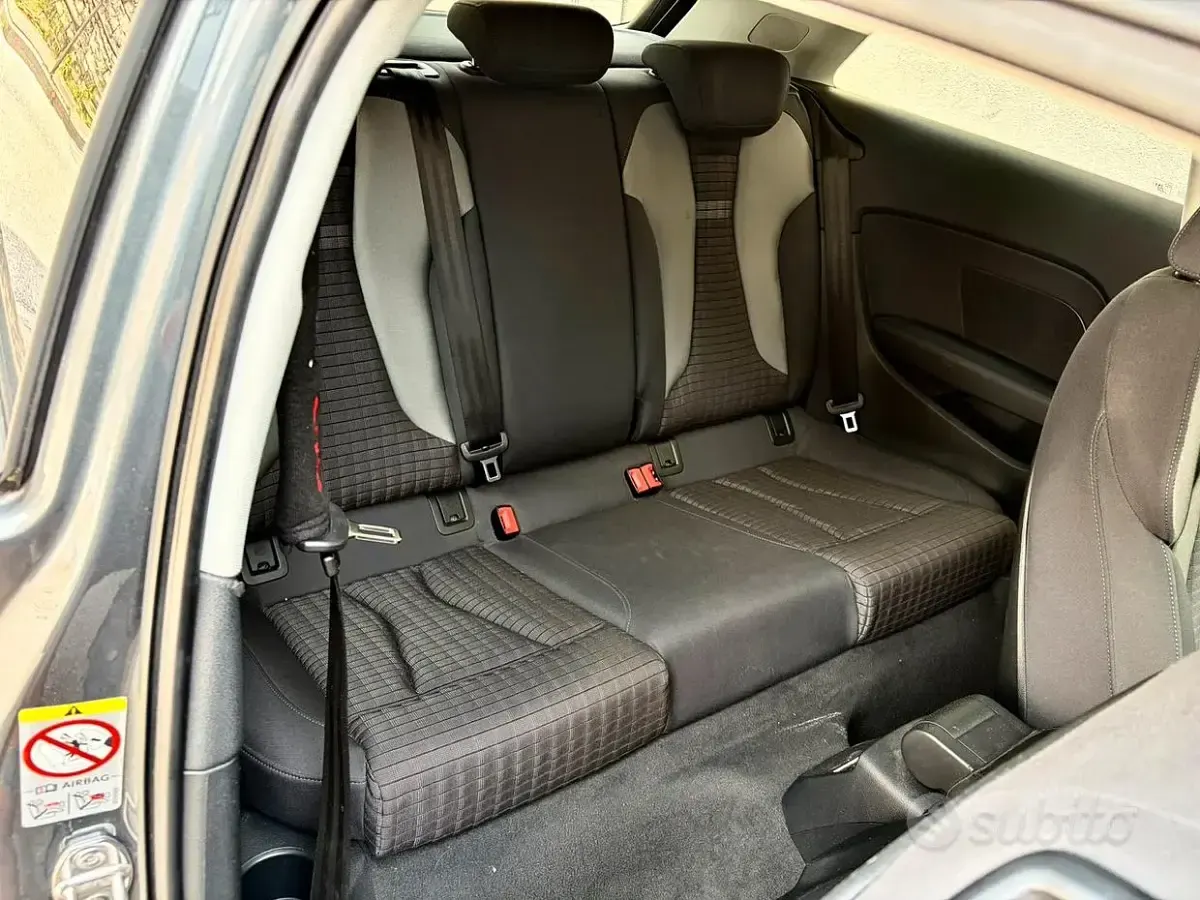 Usata Audi A3 Ambition 150 CV (110 kW) 2012 Grigio Utilitaria