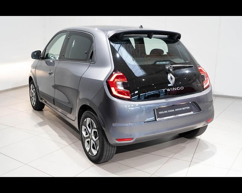 Usata Renault Twingo Equilibre 30 kW (42 CV) 2022 Ceramic gray Utilitaria