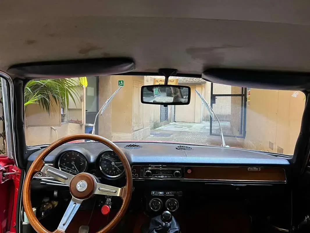 Usata Alfa Romeo GT Junior 88 CV (64 kW) 1973 Rosso Coupé