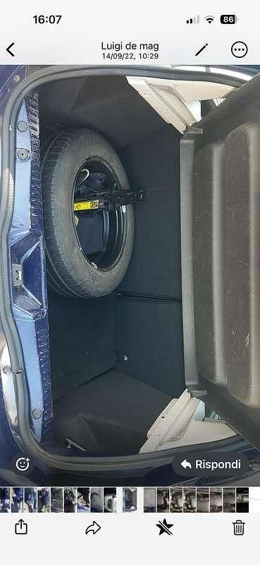 Usata Dacia Sandero Ambiance 75 CV (55 kW) 2013 Berlina