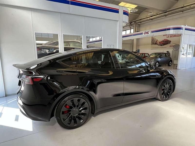 Usata Tesla Model Y Performance 155 kW (211 CV) 2023 SUV