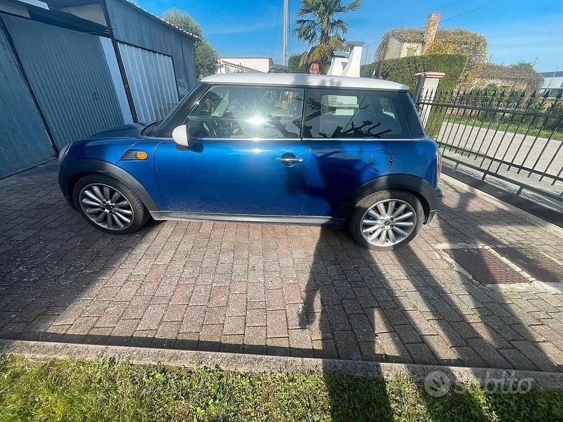 Usata Mini Cooper 2007 Blu Utilitaria