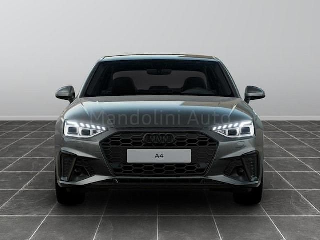 Usata Audi A4 S-Line 163 CV (119 kW) 2023 Gray Berlina