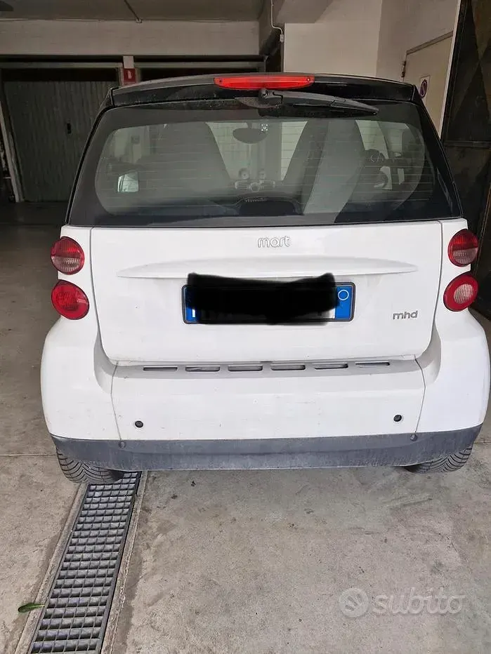 Usata Smart ForTwo Coupé 61 CV (44 kW) 2009 Bianco Coupé