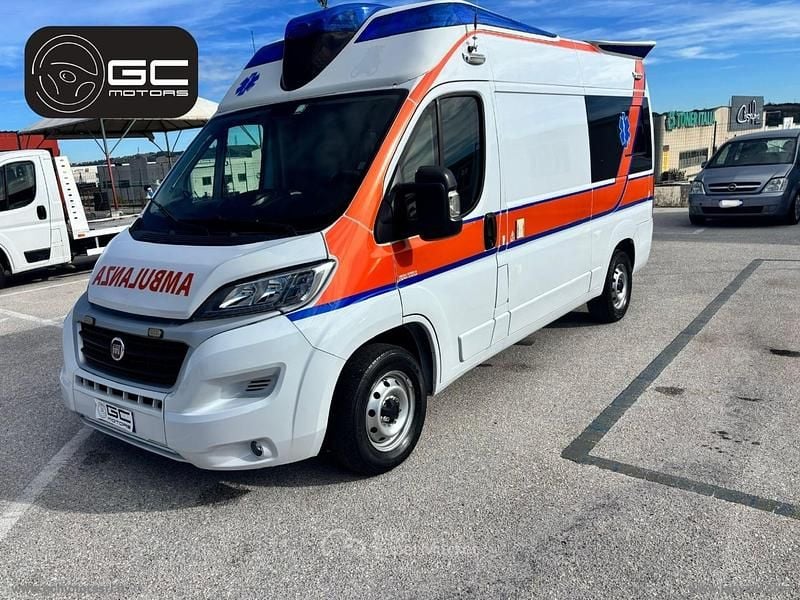 Usata Fiat Ducato 15 150 CV (110 kW) 2019 Bianco Furgone