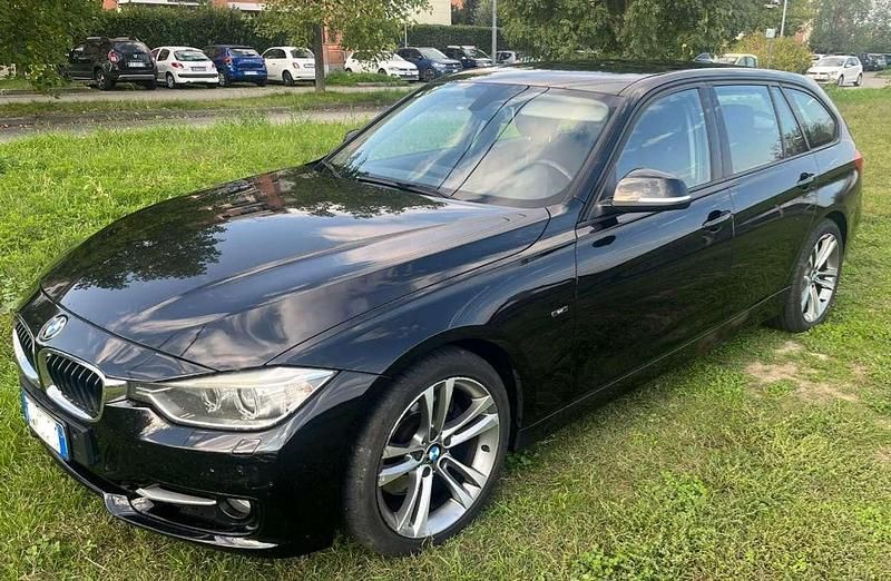 Usata BMW 330 M Sport 258 CV (189 kW) 2012 Nero Station wagon