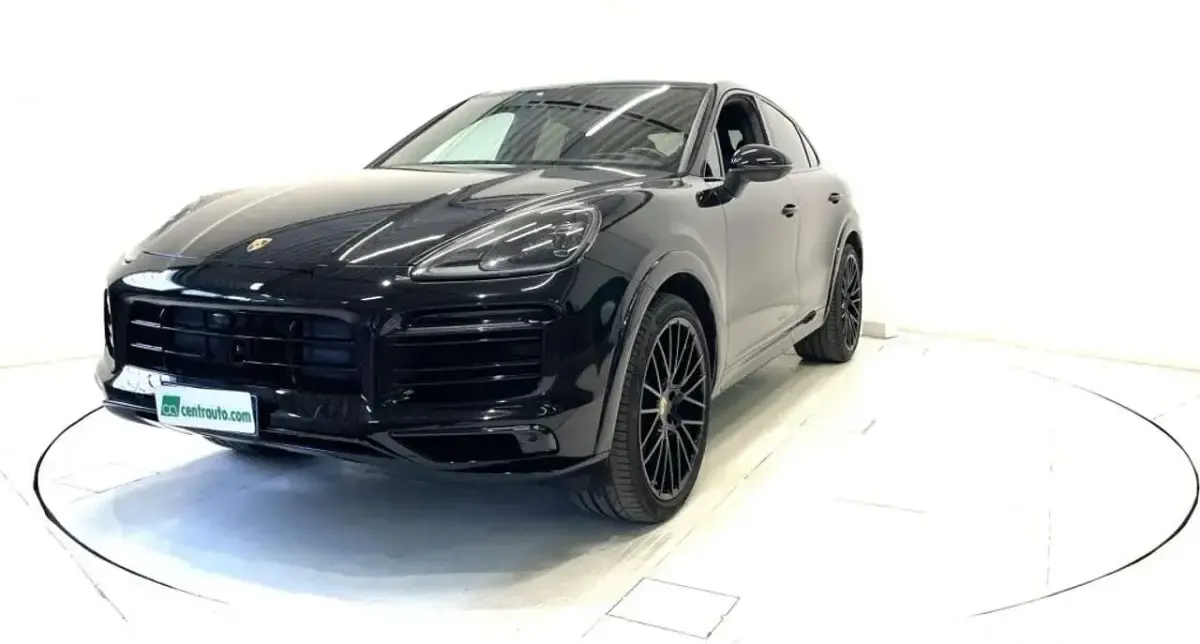 Usata Porsche Cayenne 340 CV (250 kW) 2022 Nero SUV