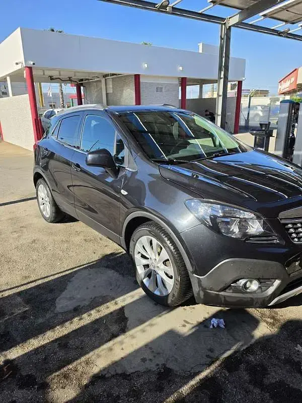 Usata Opel Mokka Cosmo 131 CV (96 kW) 2015 Nero SUV