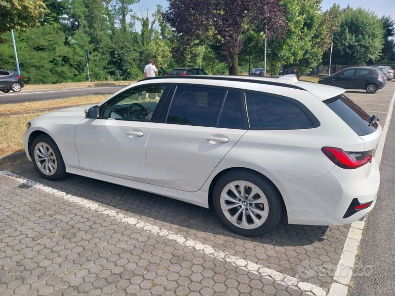 Usata BMW 318 150 CV (110 kW) 2020 Bianco Station wagon
