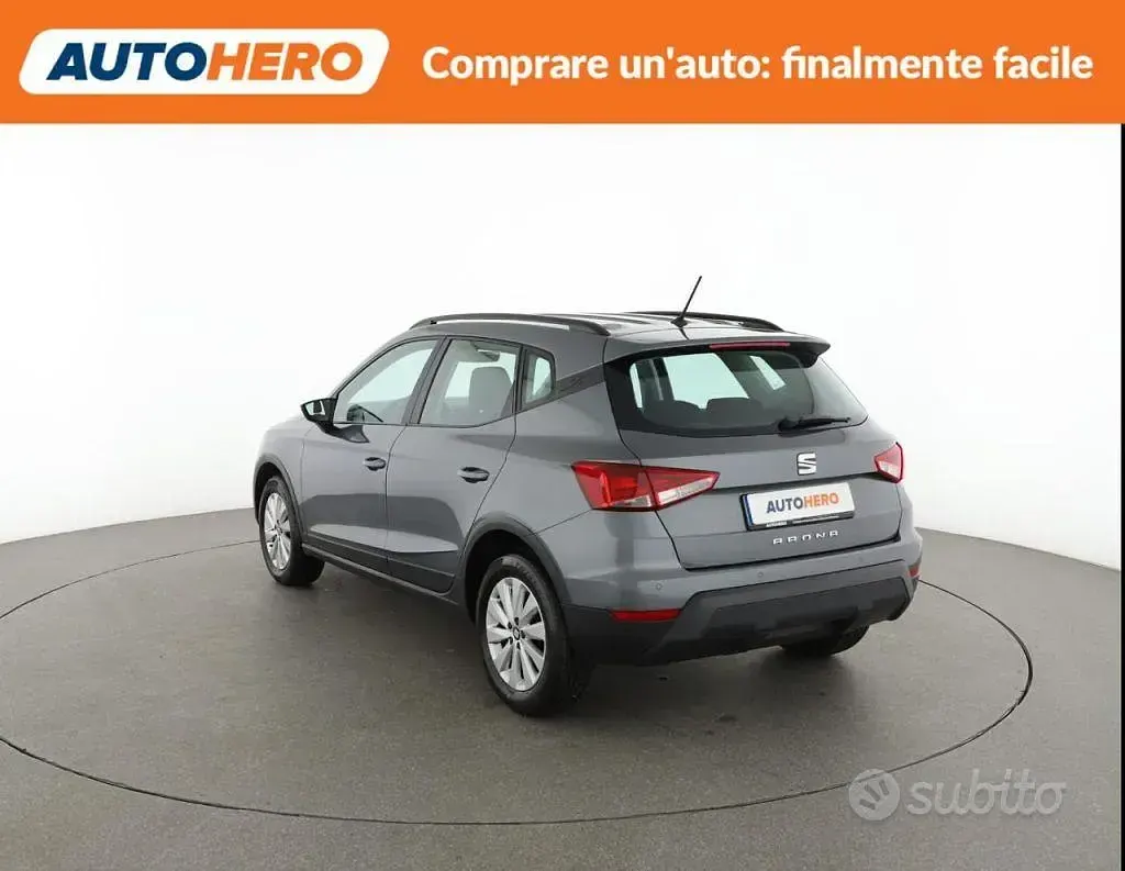 Usata Seat Arona 95 CV (69 kW) 2018 Grigio SUV