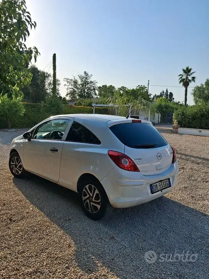 Usata Opel Corsa 69 CV (50 kW) 2008 Utilitaria