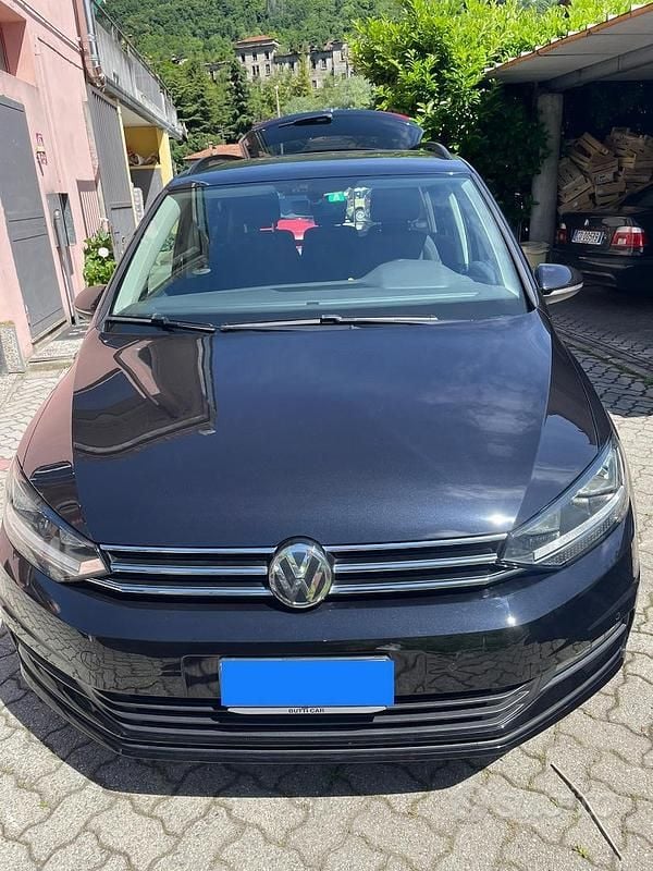 Usata VW Touran 102 CV (75 kW) 2019 Nero Monovolume