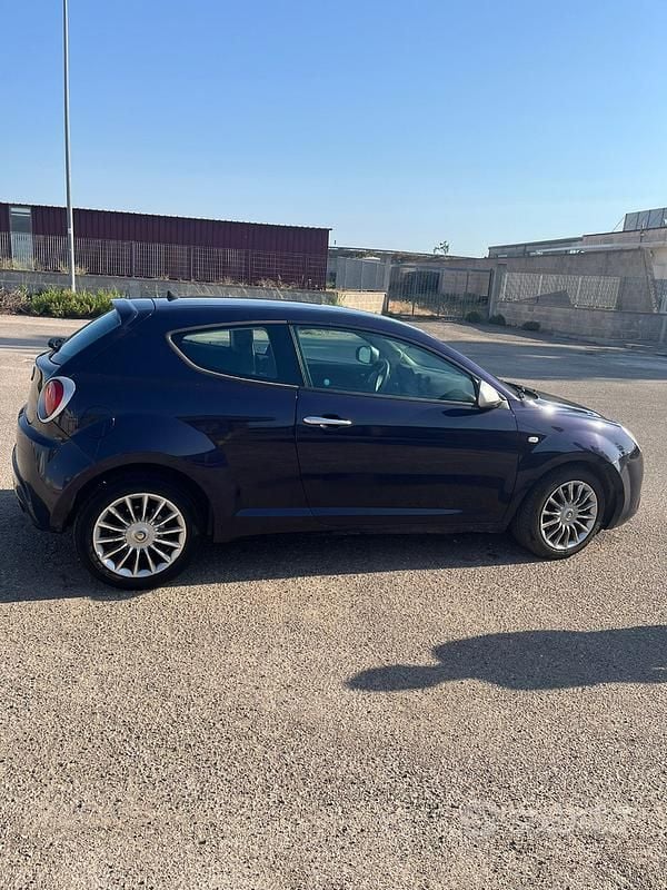 Usata Alfa Romeo MiTo Distinctive 85 CV (62 kW) 2014 Blu Utilitaria