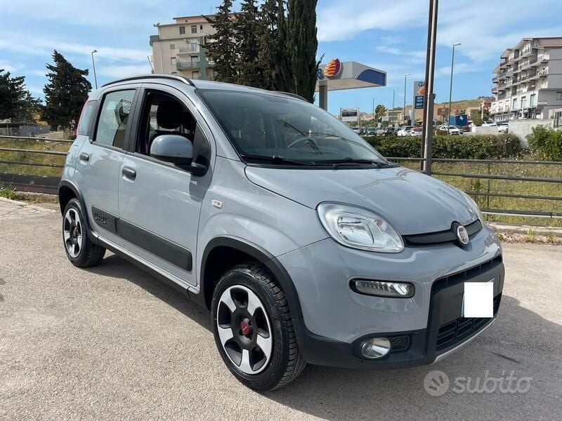 Usata Fiat Panda Cross Cross 95 CV (69 kW) 2019 Grigio Utilitaria