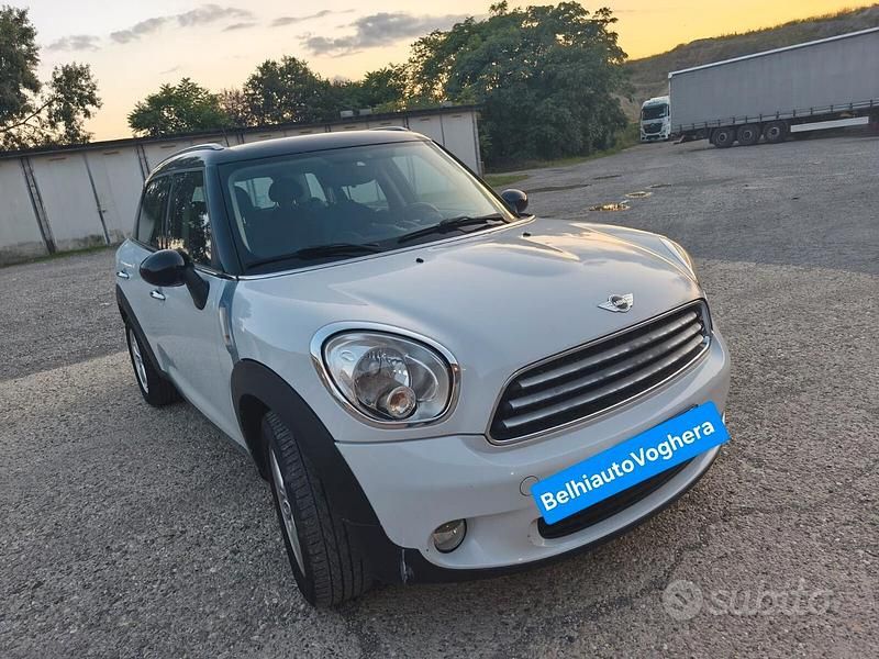 Bianco Usata 2014 Mini Cooper Countryman SUV | 5900 € (Buon prezzo) - Immagine 1/4