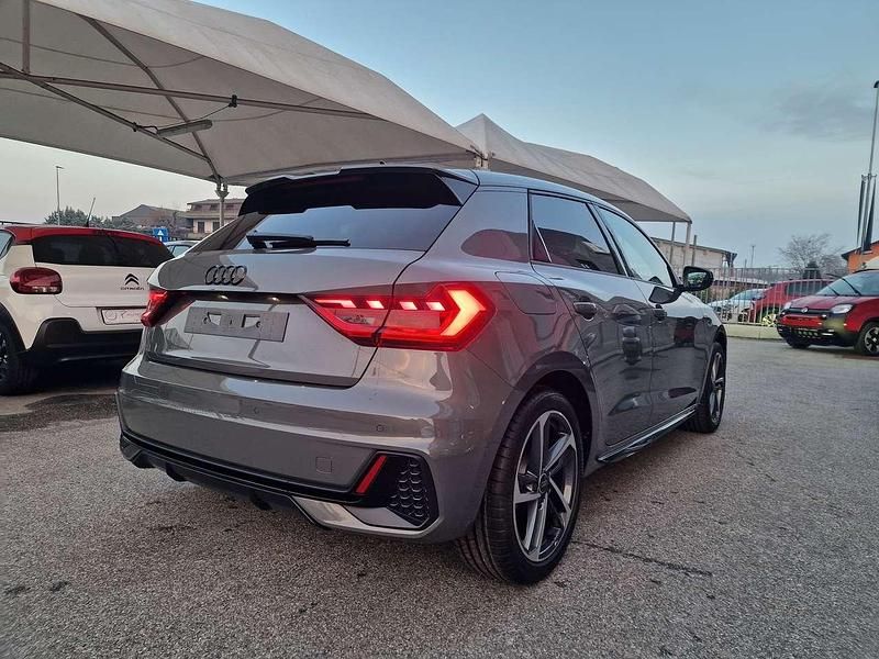 Nuova Audi A1 Ambiente 116 CV (85 kW) 2025 Grigio chronos Berlina