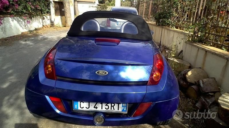 Usata Ford StreetKa 95 CV (69 kW) 2004 Blu Cabrio