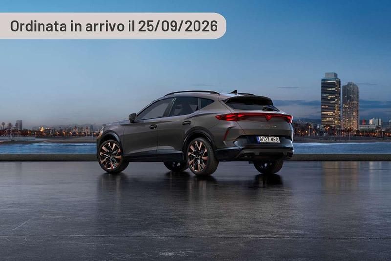 Nuova Cupra Formentor 272 CV (200 kW) 2026 Argento SUV