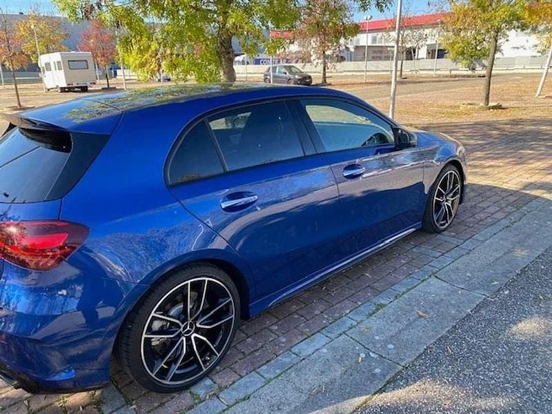 Usata Mercedes A35 AMG Premium Plus 306 CV (225 kW) 2024 Blu/azzurro Berlina