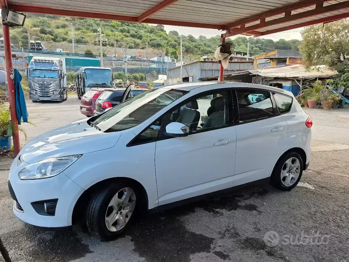 Usata Ford C-MAX 95 CV (69 kW) 2013 Bianco Monovolume