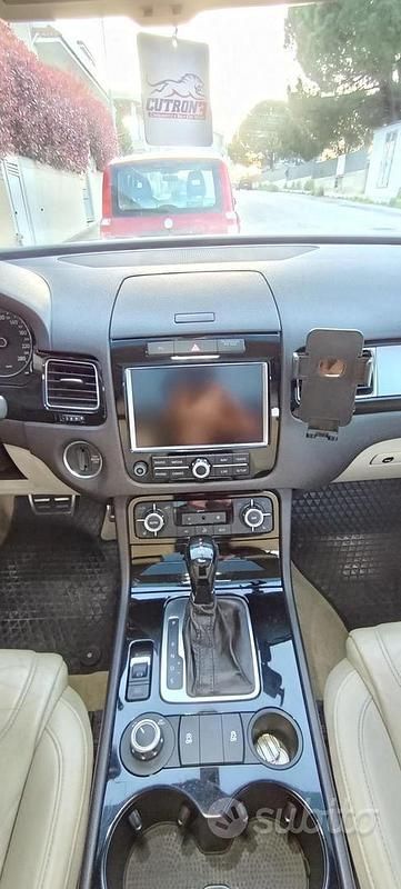 Usata VW Touareg Executive 245 CV (180 kW) 2011 Nero SUV