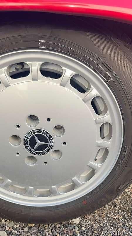 Usata Mercedes SL500 245 CV (180 kW) 1987 Rosso Cabrio