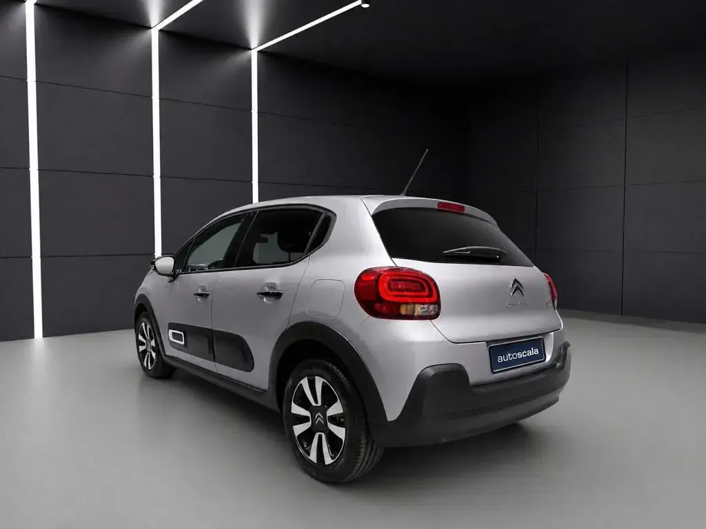 Usata Citroën C3 PureTech 110 CV (80 kW) 2024 Gray Berlina