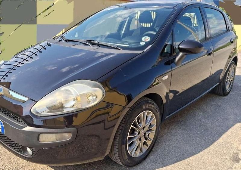 Usata Fiat Punto Evo 77 CV (56 kW) 2011 Nero Utilitaria
