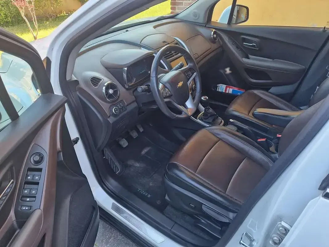 Usata Chevrolet Trax LTZ 131 CV (96 kW) 2013 Bianco SUV