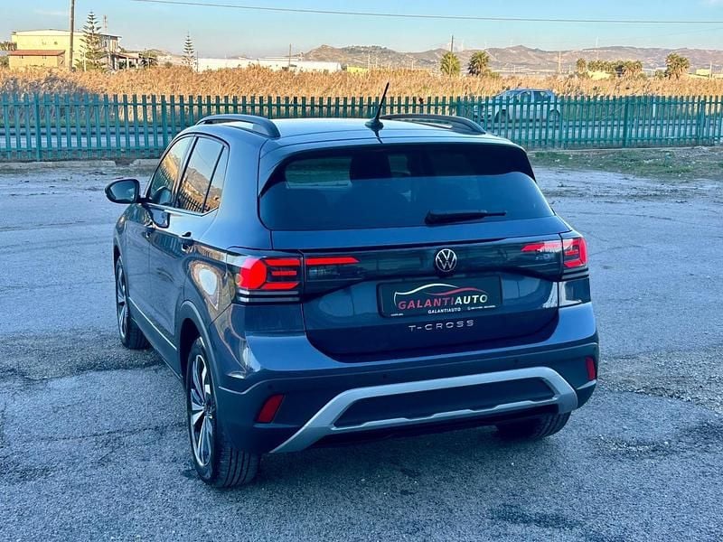Usata VW T-Cross Style 115 CV (84 kW) 2025 Grigio SUV