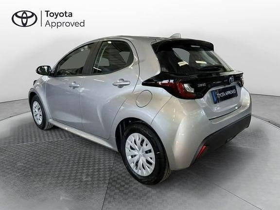 Usata Toyota Yaris Hybrid Active 2025 Grigio Berlina