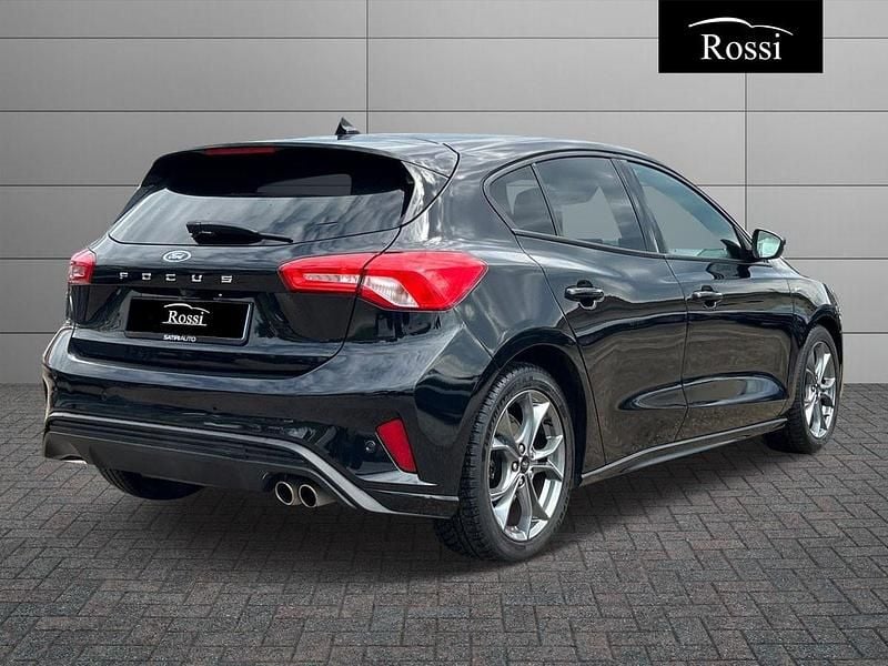 Usata Ford Focus ST-Line 125 CV (91 kW) 2020 Nero Station wagon
